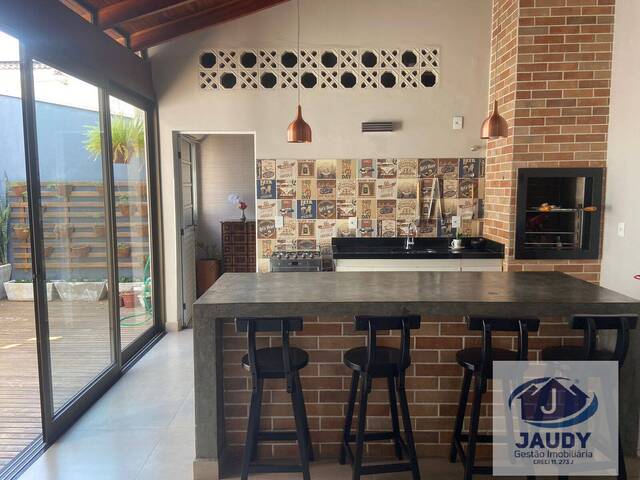 #314 - Casa em condomínio para Venda em Cuiabá - MT