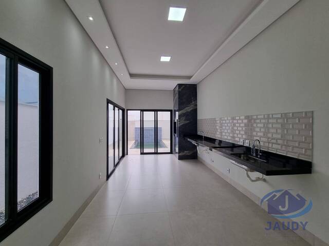 Casa em condomínio para Venda em Cuiabá - 4