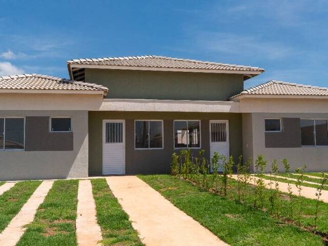 #523 - Casa para Venda em Várzea Grande - MT - 1
