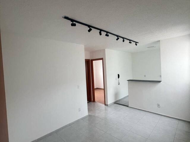 #525 - Apartamento para Venda em Várzea Grande - MT - 2
