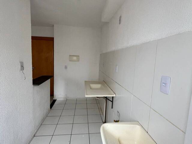 #531 - Apartamento para Venda em Várzea Grande - MT - 2