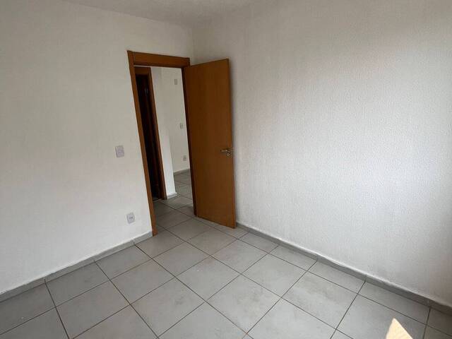 Apartamento para Venda em Várzea Grande - 5
