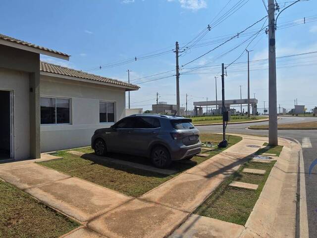 Venda em Petrópolis - Várzea Grande