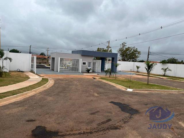 #192 - Casa em condomínio para Venda em Cuiabá - MT