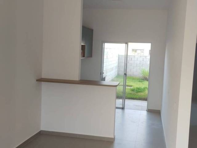 #566 - Casa em condomínio para Locação em Várzea Grande - MT - 2