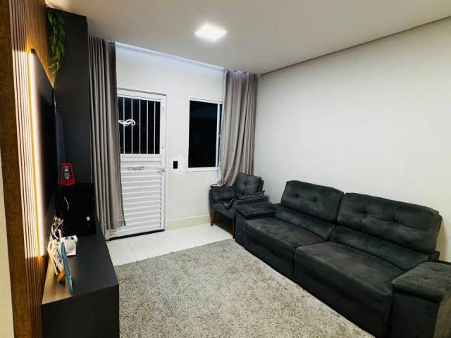 #571 - Casa para Venda em Várzea Grande - MT - 2