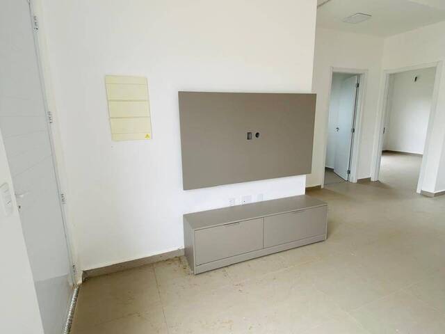 #578 - Casa em condomínio para Locação em Várzea Grande - MT