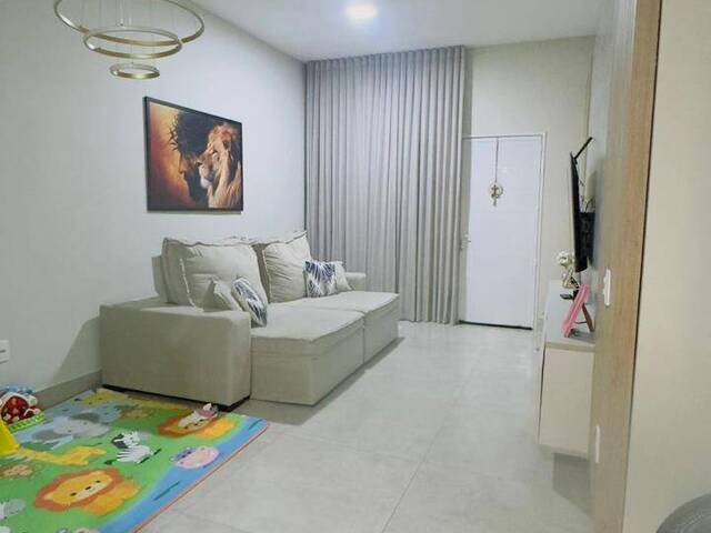 #588 - Casa em condomínio para Locação em Várzea Grande - MT