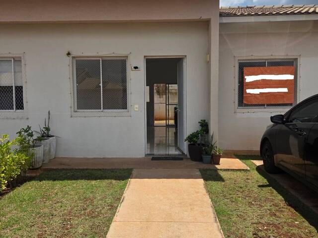 #590 - Casa para Venda em Várzea Grande - MT