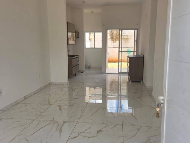Casa em condomínio para Venda em Várzea Grande - 2