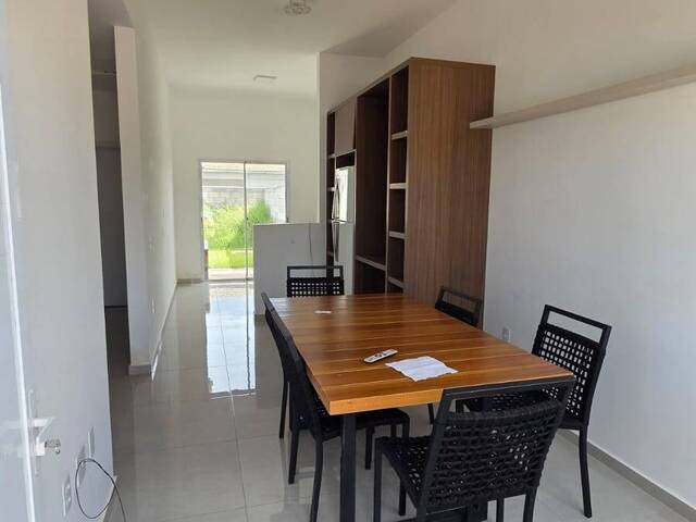 #595 - Casa em condomínio para Venda em Várzea Grande - MT