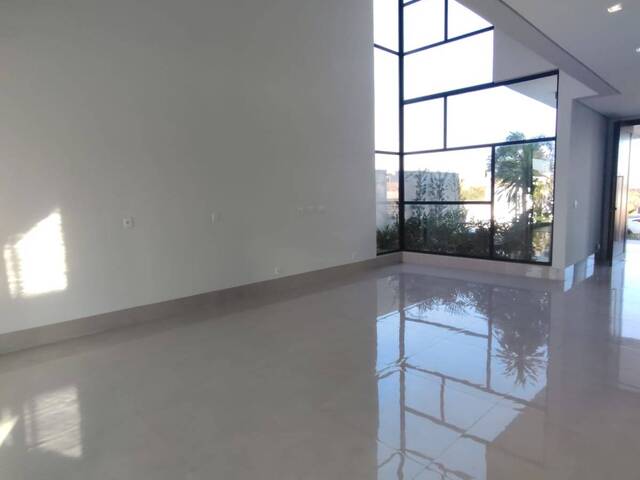 Casa em condomínio para Venda em Várzea Grande - 4