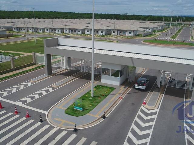 #295 - Casa em condomínio para Venda em Várzea Grande - MT