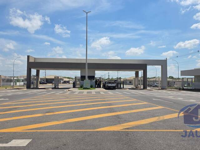 #602 - Casa em condomínio para Locação em Várzea Grande - MT