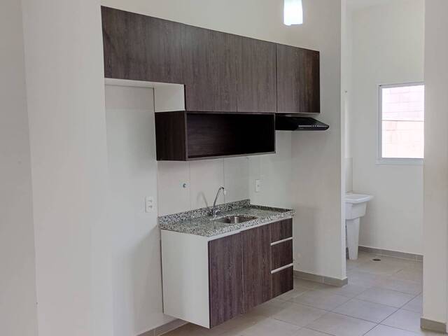 #608 - Casa em condomínio para Locação em Várzea Grande - MT