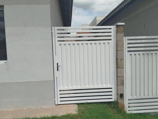 #609 - Casa em condomínio para Locação em Várzea Grande - MT