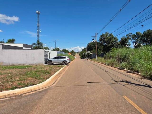 Área para Venda em Várzea Grande - 5