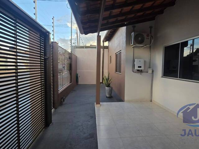 Casa para Venda em Várzea Grande - 2