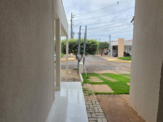 #620 - Casa em condomínio para Venda em Várzea Grande - MT