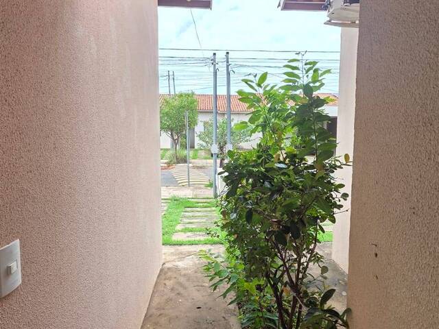 Casa em condomínio para Venda em Várzea Grande - 2