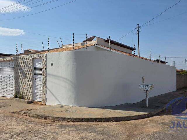 Casa para Venda em Várzea Grande - 2