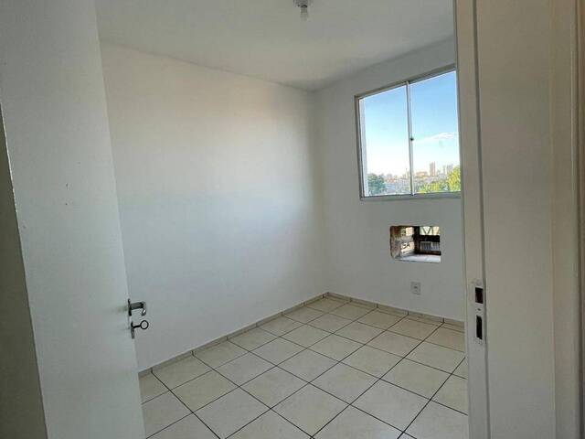 Apartamento para Venda em Várzea Grande - 5