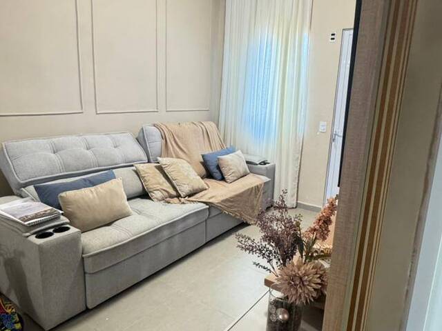 Casa em condomínio para Venda em Várzea Grande - 3