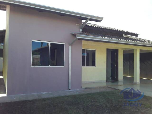 #666 - Casa para Venda em Várzea Grande - MT