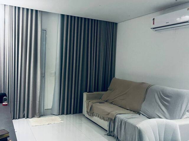 Casa em condomínio para Venda em Várzea Grande - 2