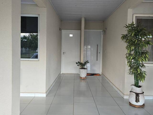 Casa para Venda em Várzea Grande - 3