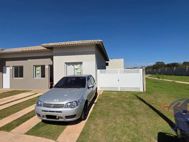 #676 - Casa em condomínio para Venda em Várzea Grande - MT
