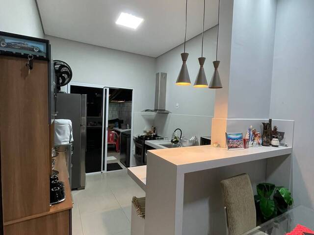 Casa em condomínio para Venda em Várzea Grande - 2
