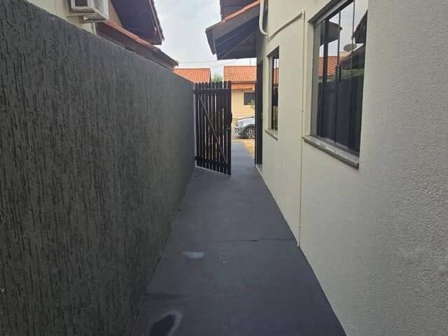 Casa em condomínio para Venda em Várzea Grande - 3