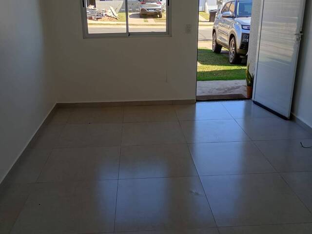 Casa para Venda em Várzea Grande - 5