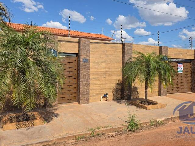 #690 - Casa para Venda em Várzea Grande - MT