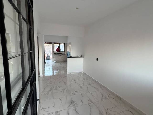 Casa para Venda em Várzea Grande - 5