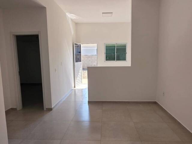 #680 - Casa em condomínio para Locação em Várzea Grande - MT - 2
