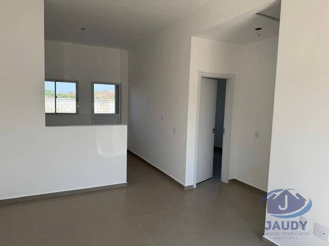 Casa em condomínio para Venda em Várzea Grande - 4